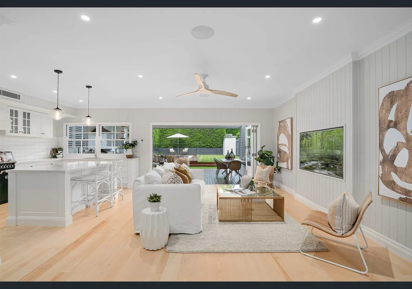 Gordon Park Residence — photo 1