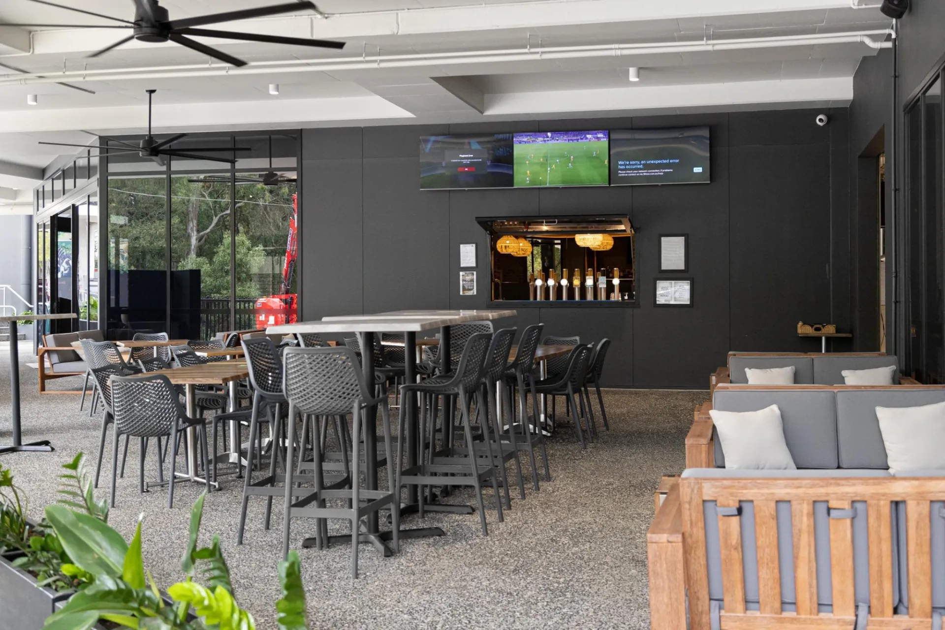 Crafty Monk Hospitality Fitout 21